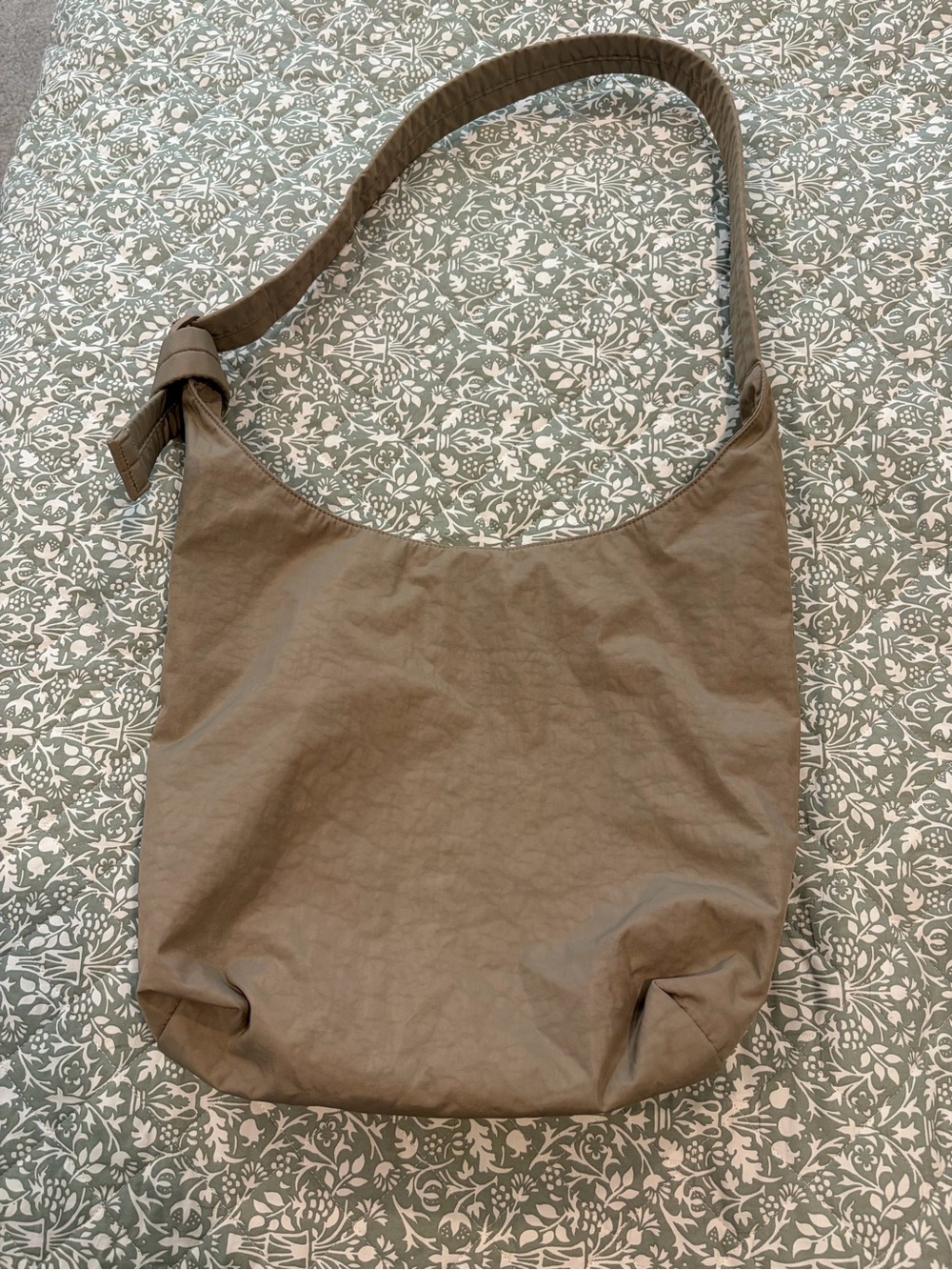 Baggu sling bag - Picture 2 of 7
